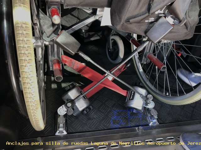 Sujección de silla de ruedas Laguna de Negrillos Aeropuerto de Jerez